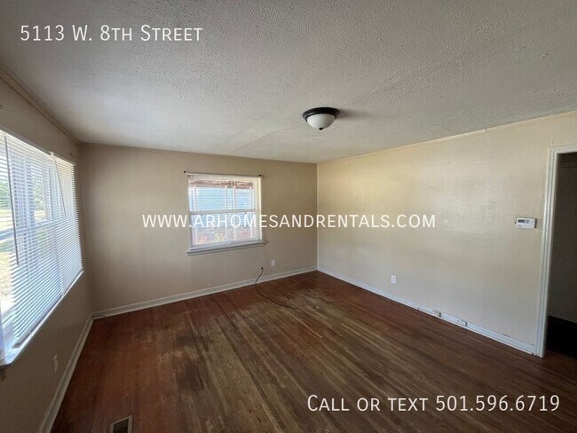Building Photo - 5113 W 8th St