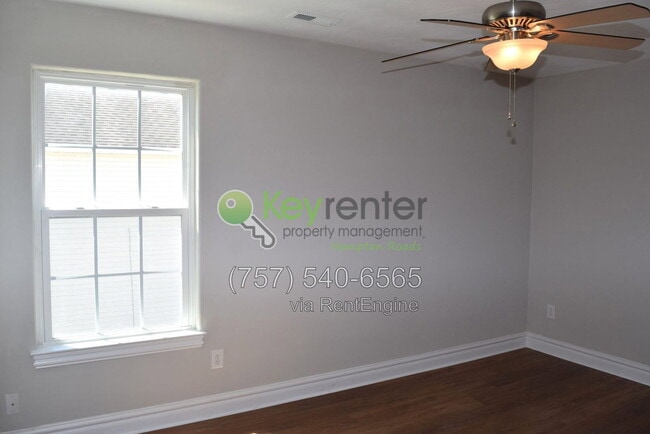 Building Photo - 4205 Dunning Rd