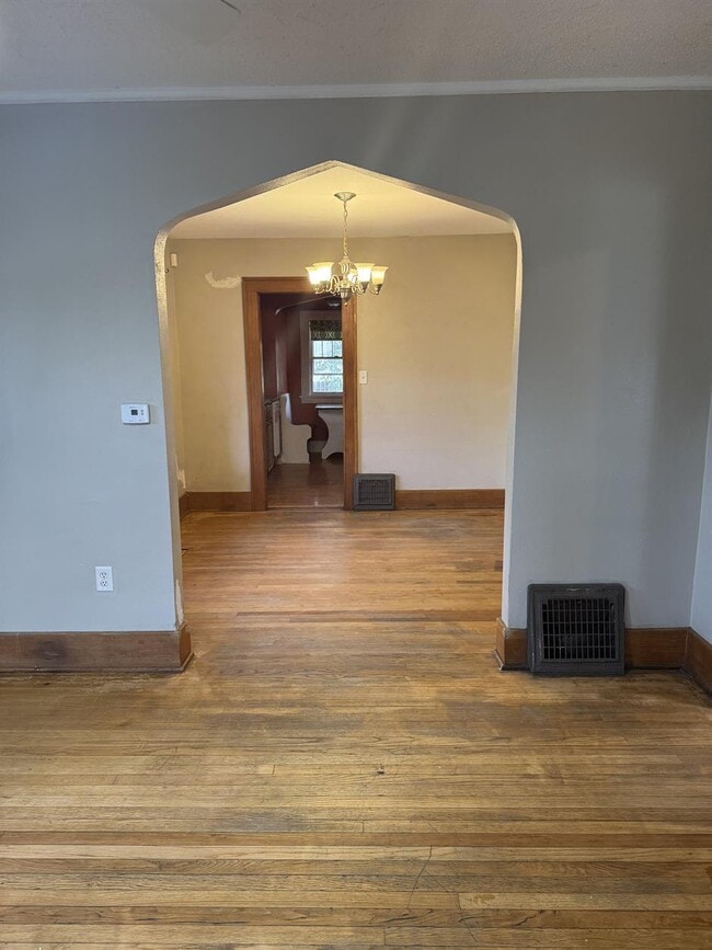 Building Photo - 2417 E Ave NE