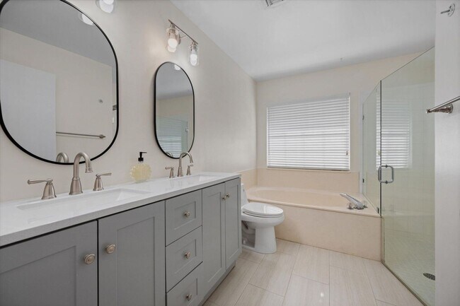 Building Photo - 1401 Hideaway Bend