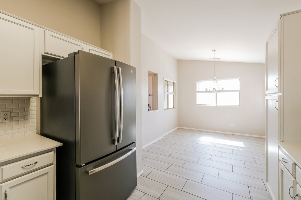 Building Photo - 2525 S 109th Dr