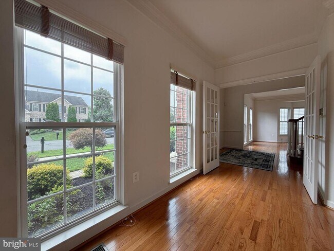 Building Photo - 4415 Medallion Dr