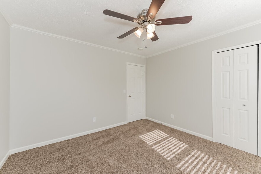 Building Photo - 2618 River Meade Way