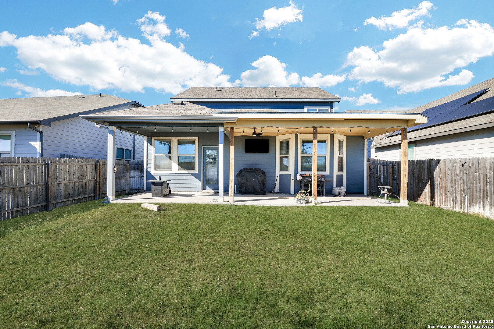 Building Photo - 5214 Seashore Blvd