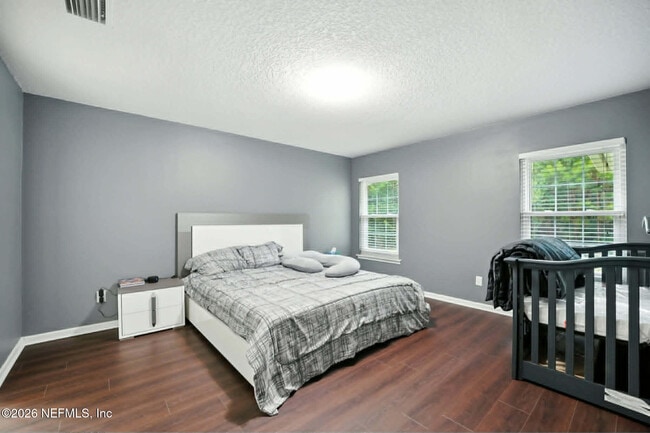 Building Photo - 832 Heritage Lakes Dr
