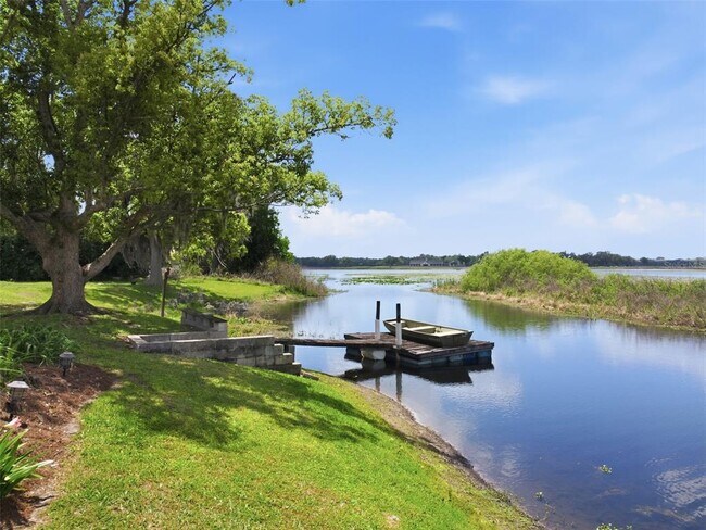 Building Photo - 36740 Shore Dr