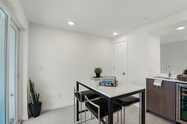Building Photo - 447 NE 73rd St