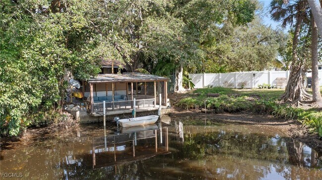 Building Photo - 13529 Island Rd