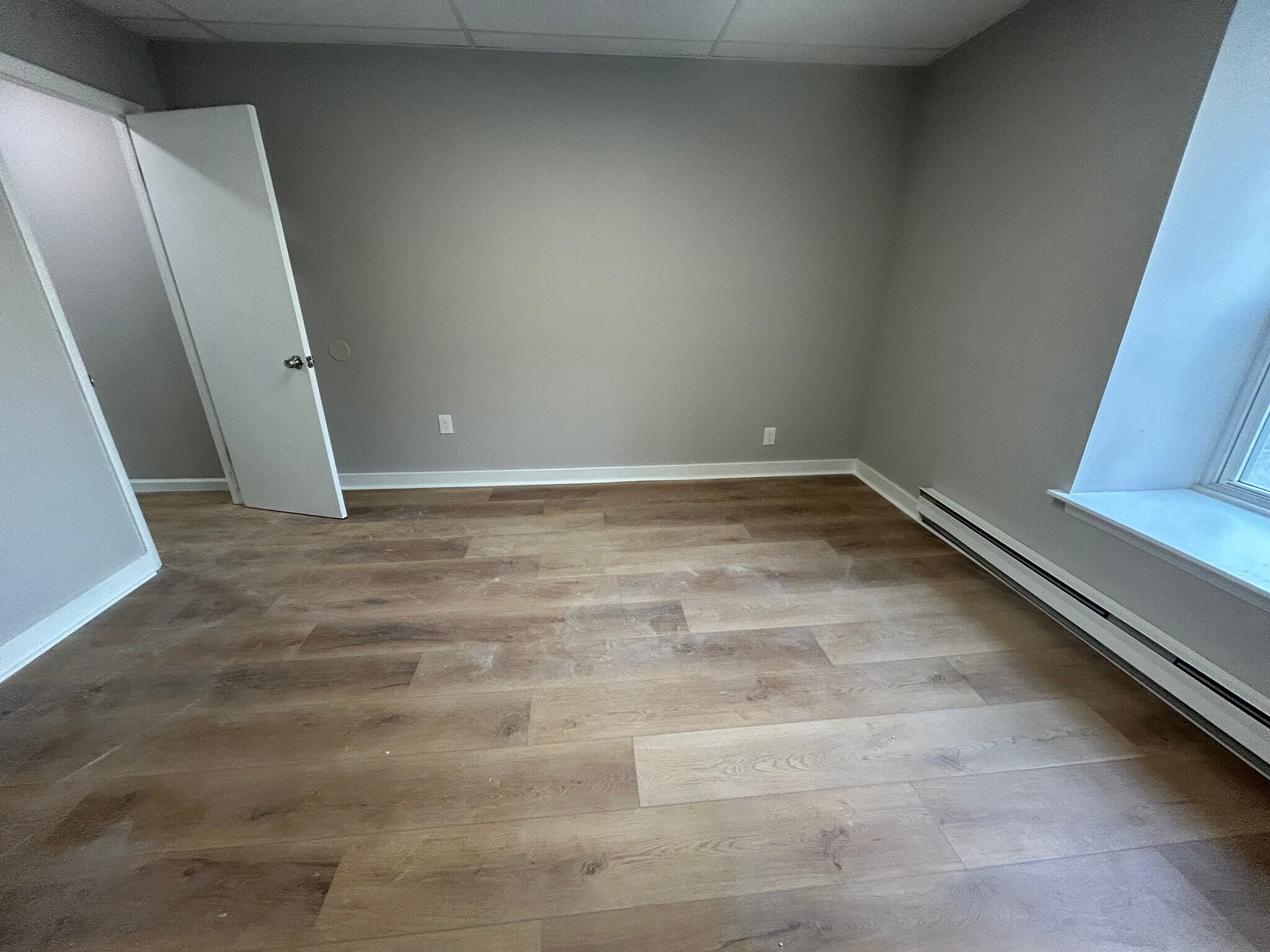 Building Photo - 116 N Bellevue Ave