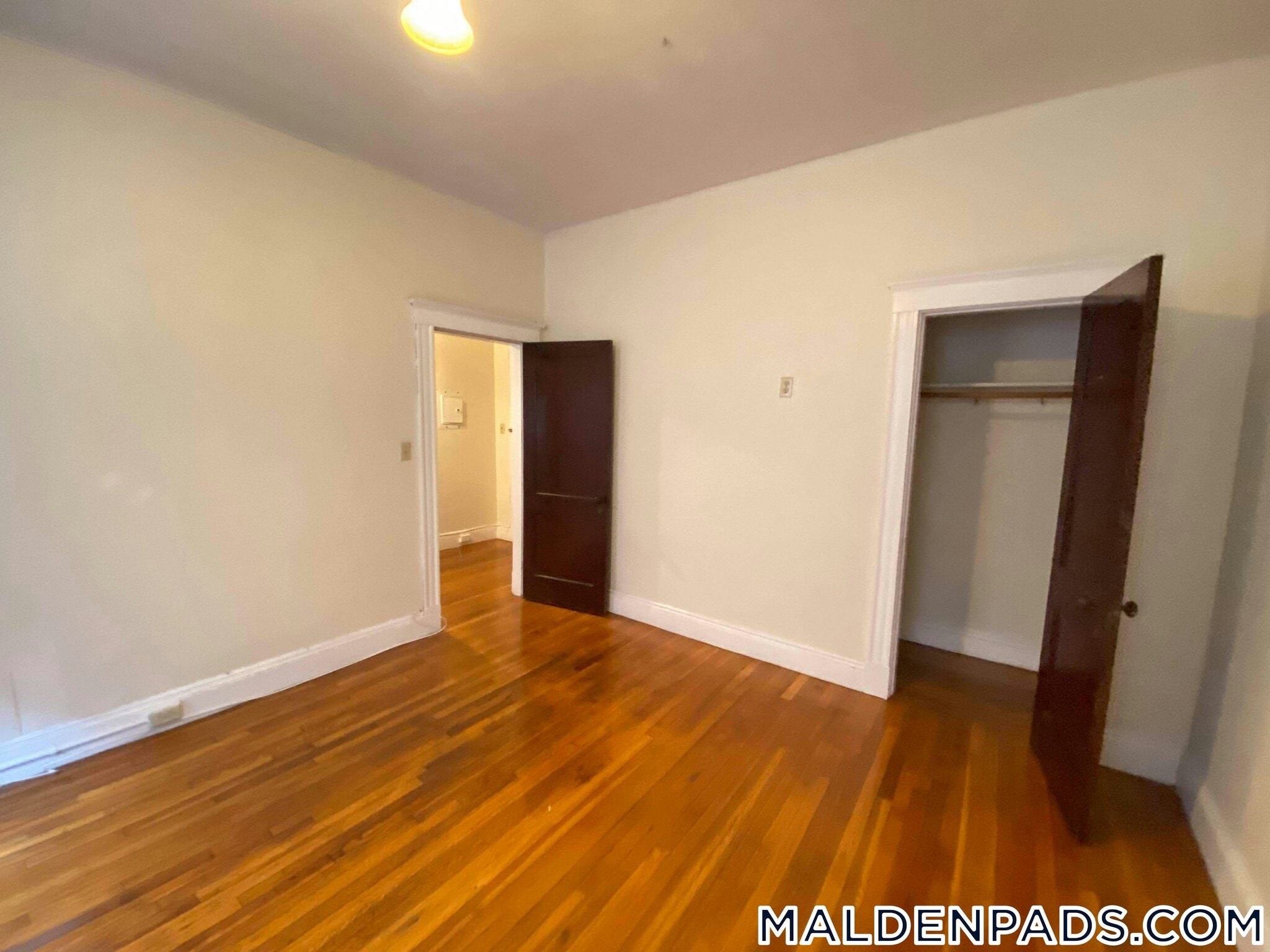 Building Photo - 17-19-19 Washington St S