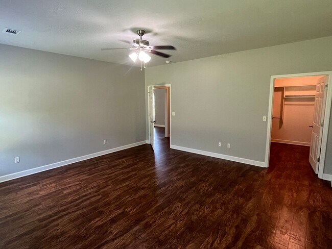 Building Photo - 5 Bluefish Ct