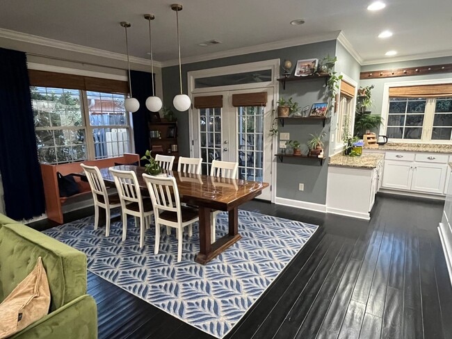 Building Photo - Beautiful 5 Bed 3 Bath Home! Fall 2026!