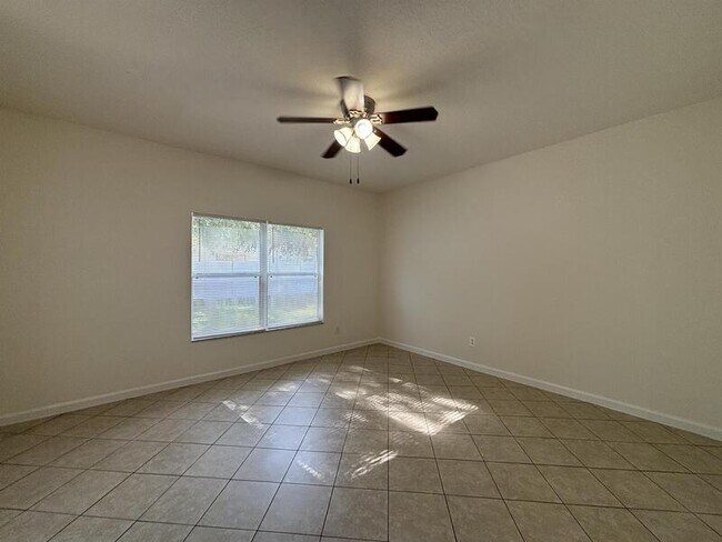 Building Photo - 10245 Cypress Trail Dr