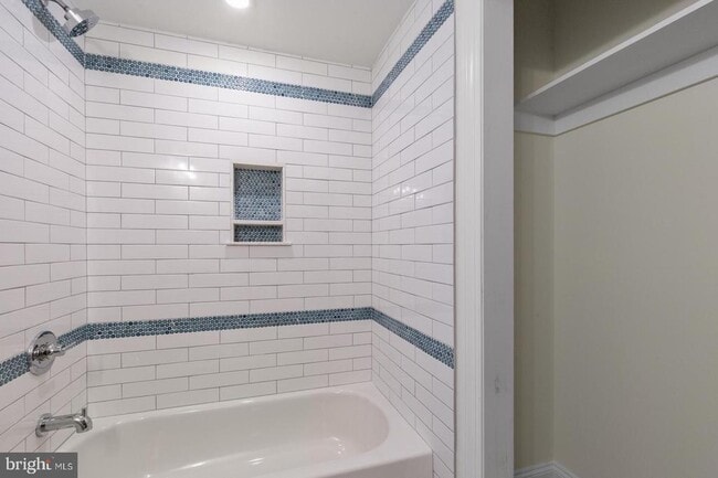 Building Photo - 511 Gorgas Ln