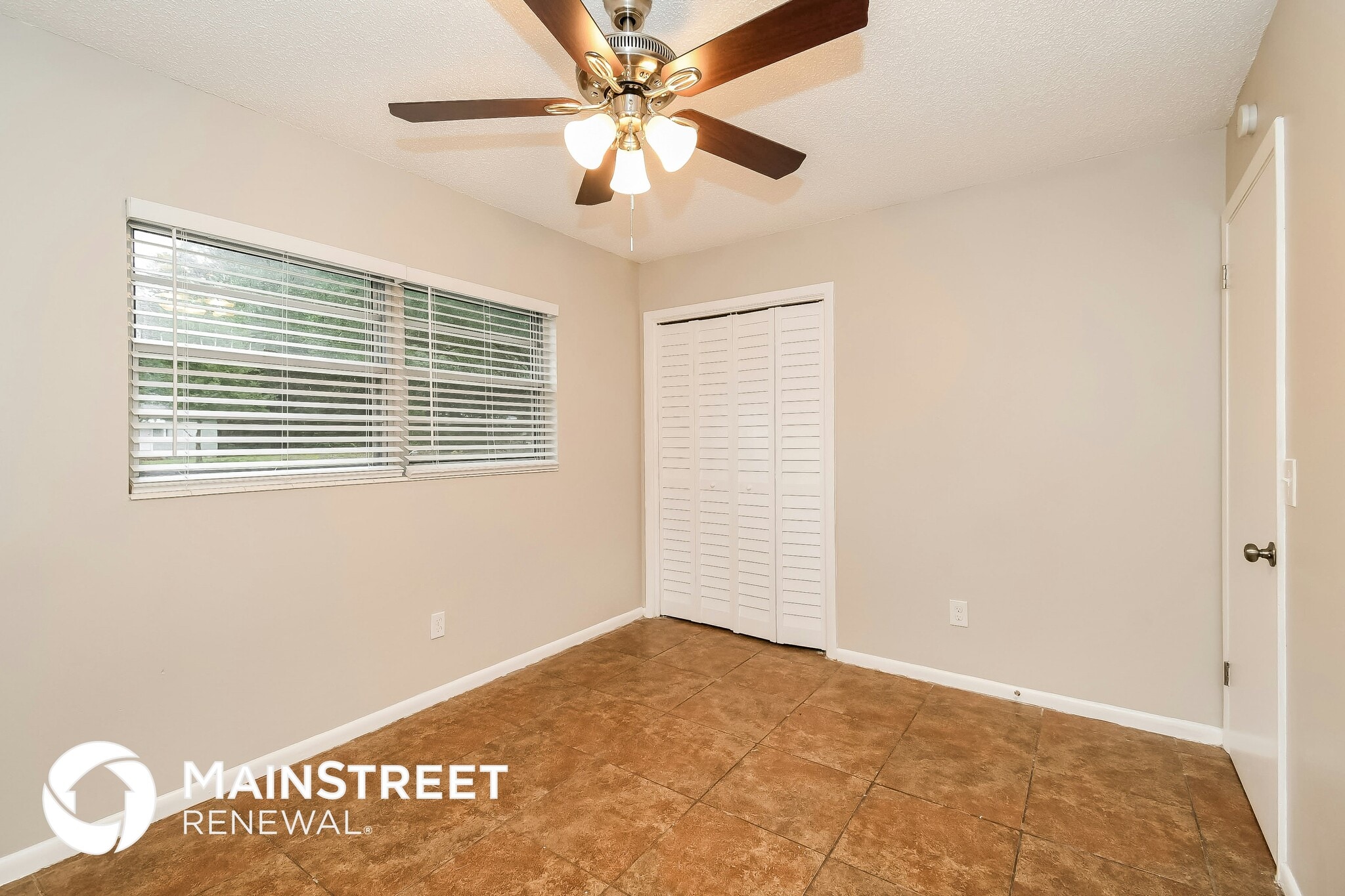 Building Photo - 9998 Bradley Rd