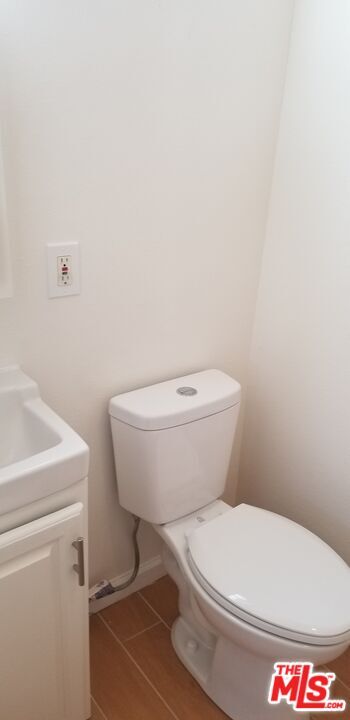 Building Photo - 1816 S La Brea Ave