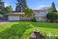 Building Photo - 2409 SE 139th Ave
