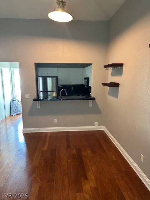 Building Photo - 5000 Red Rock St