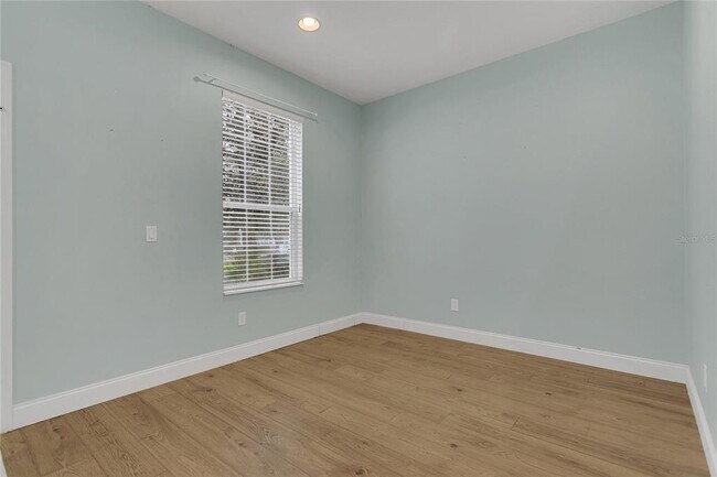 Building Photo - 543 Rainbow Springs Loop