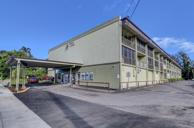 Building Photo - 355 Kalanianaole St