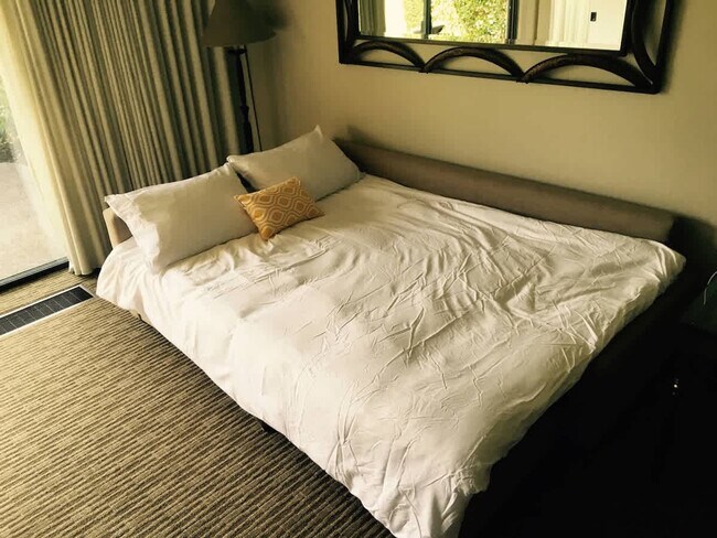 Building Photo - 1600 Atlas Peak Rd