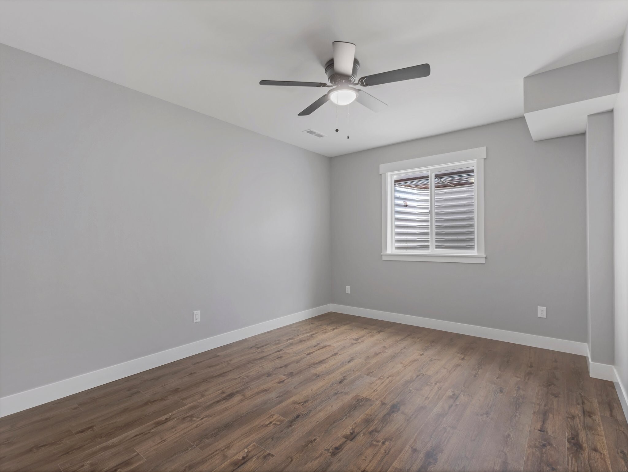 Building Photo - 1565 Hadleys View Dr