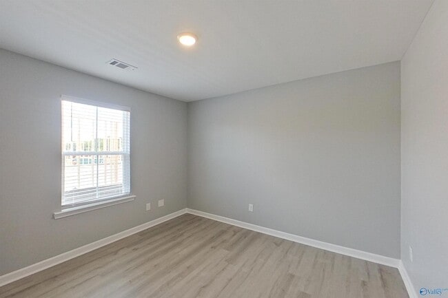 Building Photo - 101 Denise Dr