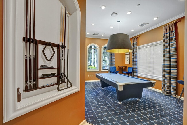 Building Photo - 2113 Tuscany Way