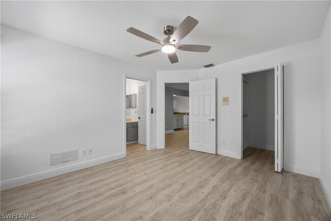 Building Photo - 6654 Tannin Ln