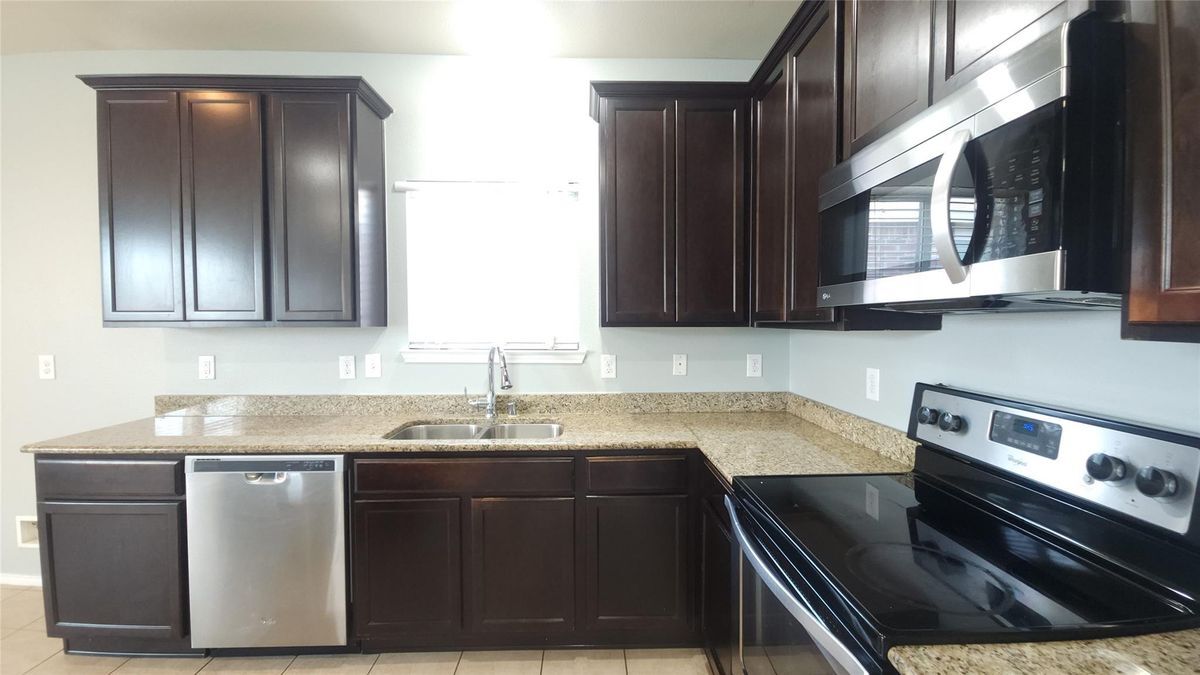 Building Photo - 7713 Tudanca Trail