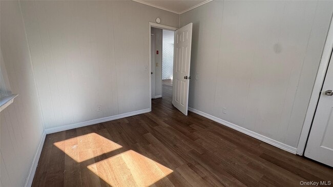 Building Photo - 72 Judith Dr