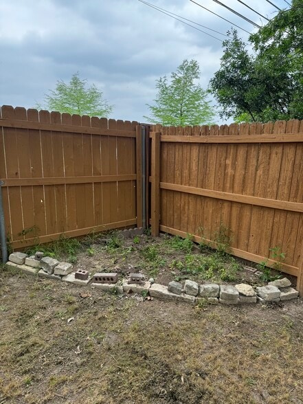 Back yard garden on right - 736 Patchway Ln