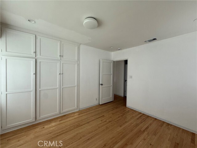 Building Photo - 8929 Rathburn Ave