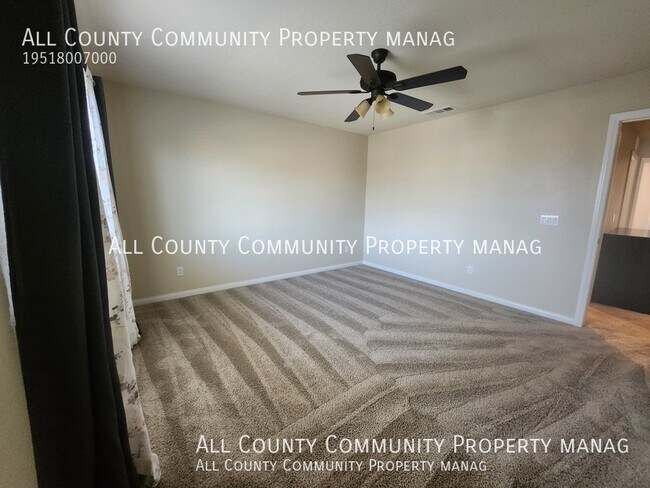 Building Photo - 25255 High Plains Ct