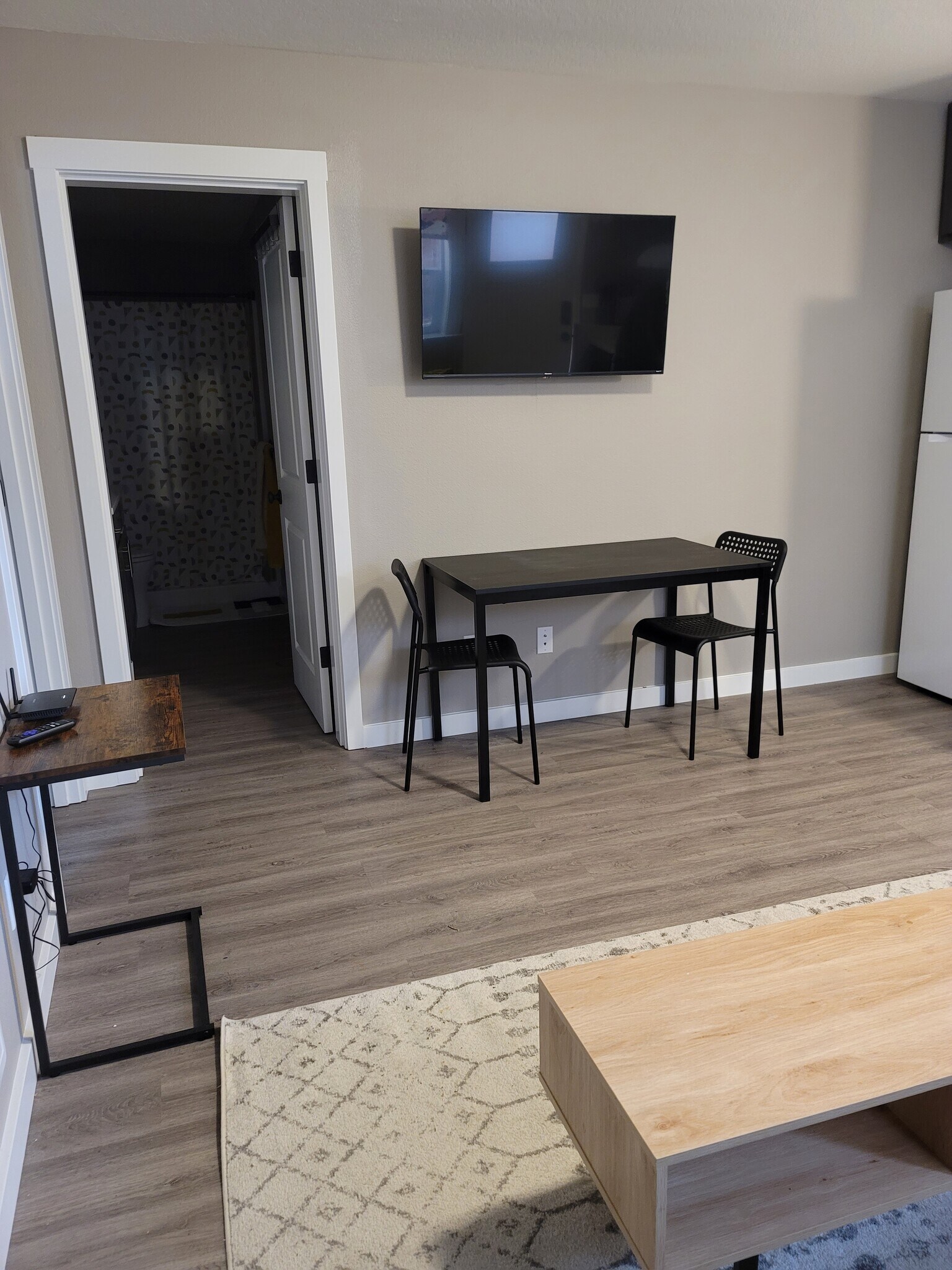 Building Photo - 6640 N Amherst St