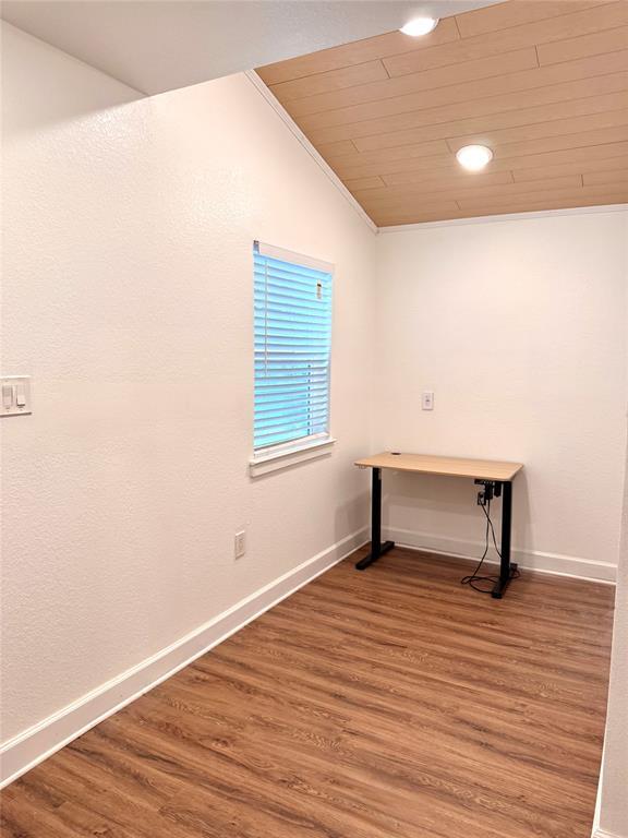 Building Photo - 6011 Nuckols Crossing Rd