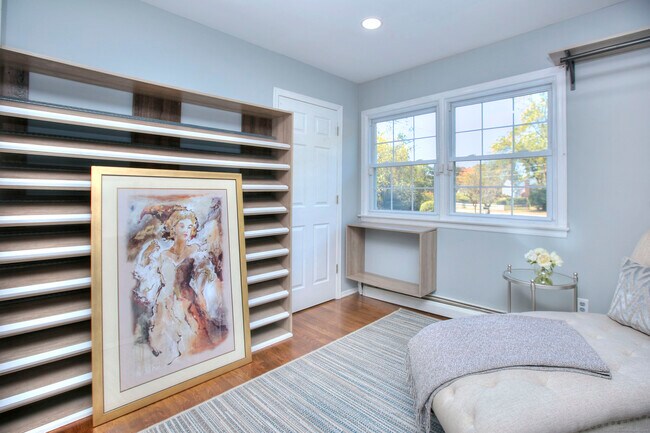 Building Photo - 19 Woodchuck Ct