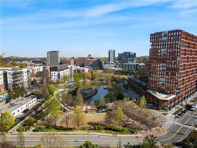 Building Photo - 620 Glen Iris Dr NE