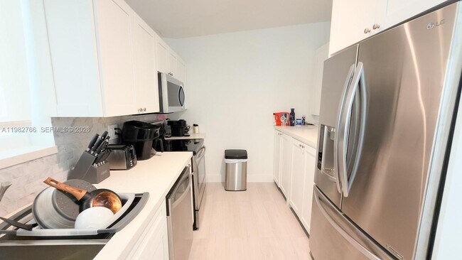 Building Photo - 17228 NW 72nd Ct