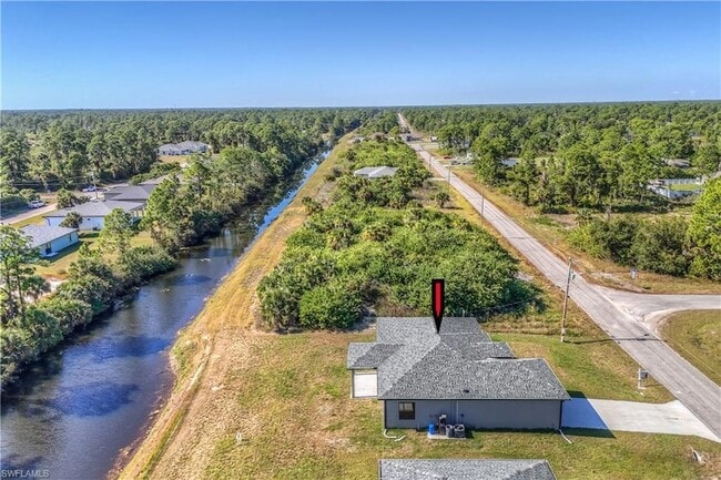 Building Photo - 1132 Cummings St E