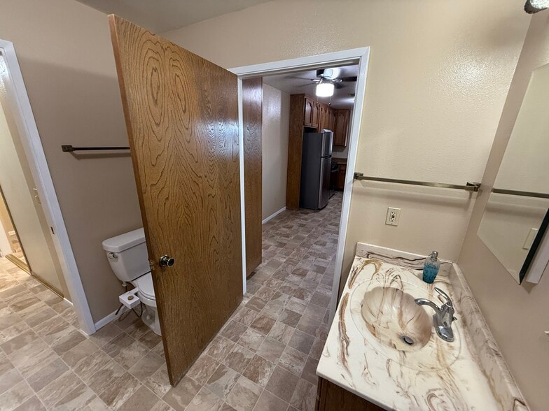 Bathroom - 15936 Lime St
