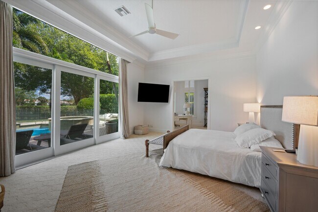 Building Photo - 12820 Mizner Way