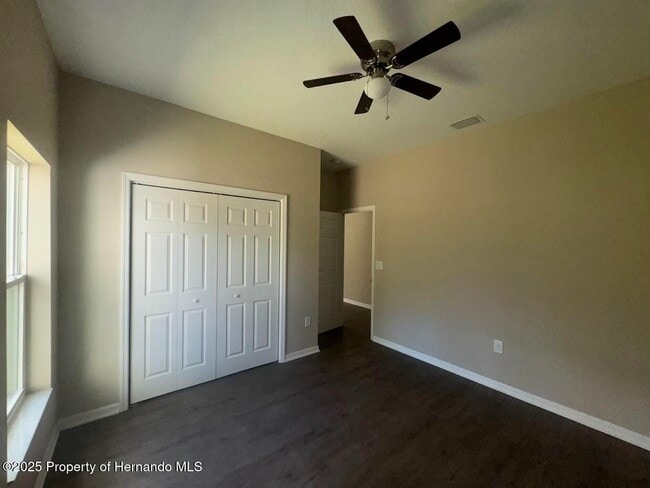 Building Photo - 6270 W Oak Park Blvd