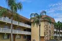 Building Photo - 555 Purdy Ln