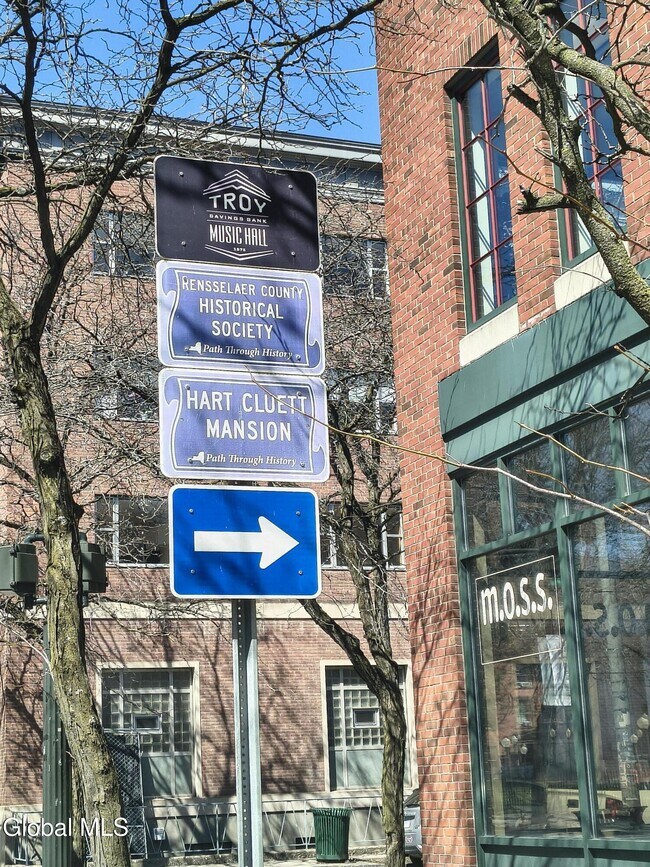 Building Photo - 53-55-55 Congress St