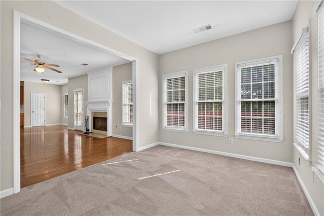 Building Photo - 2311 Ravinia Ct NE