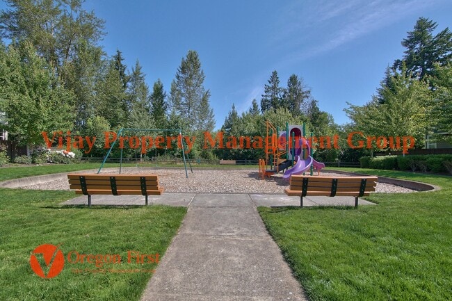 Building Photo - 410 SW Basilone Terrace