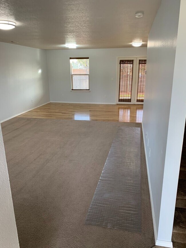 Building Photo - Great home in the Sawtooth Lakes Neighborhood!!!