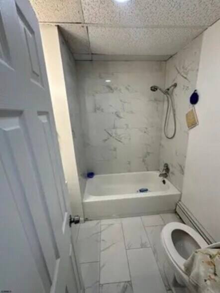 Building Photo - 20 S Bellevue Ave