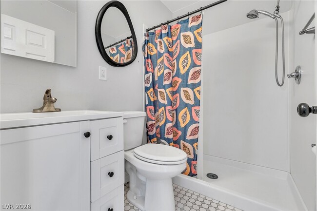 Building Photo - 235 Zinc St